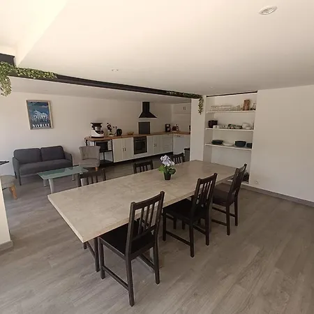 Grande Maison Familiale Avec Piscine, Proche *