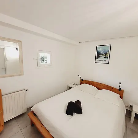 Holiday home Grande Maison Familiale Avec Piscine, Proche *