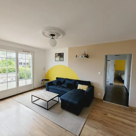Grande Maison Familiale Avec Piscine, Proche *