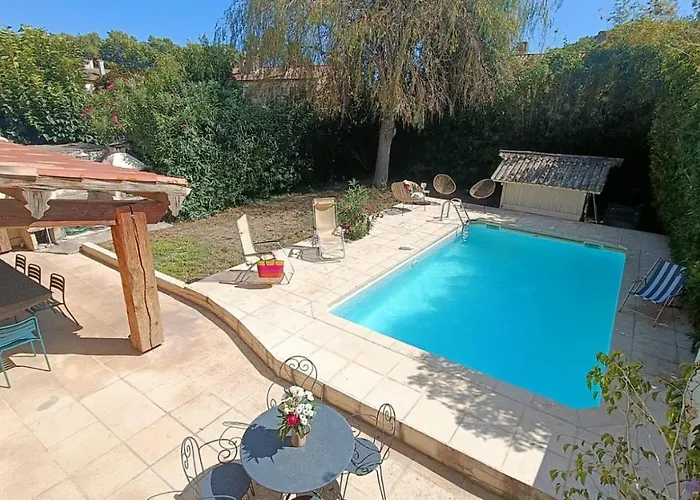 Grande Maison Familiale Avec Piscine, Proche *