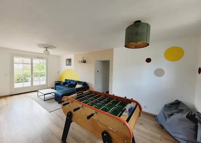 Grande Maison Familiale Avec Piscine, Proche Casa de Férias *